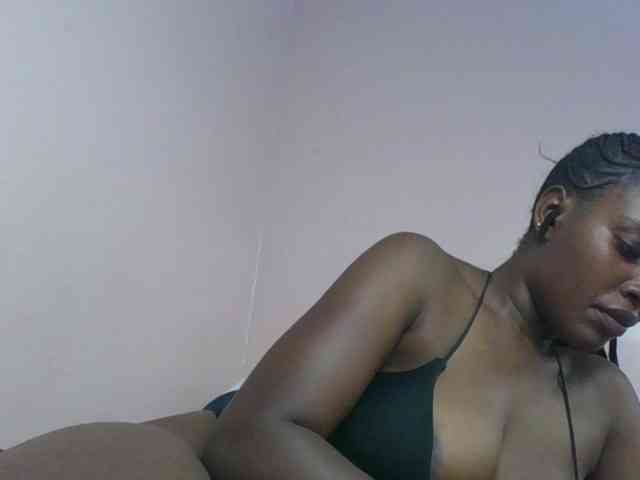 cute-africanah webcam