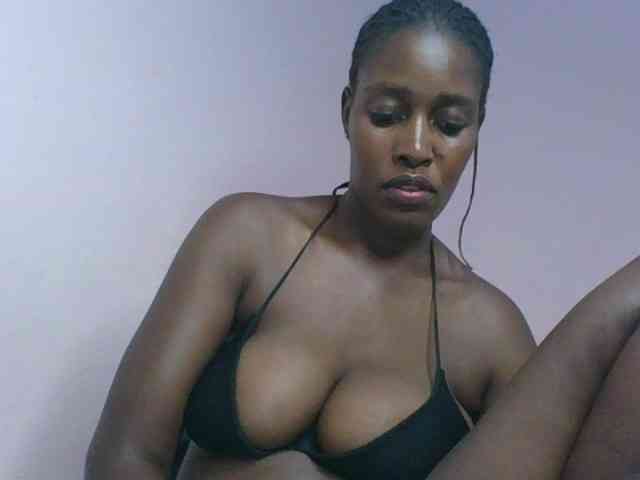 cute-africanah webcam