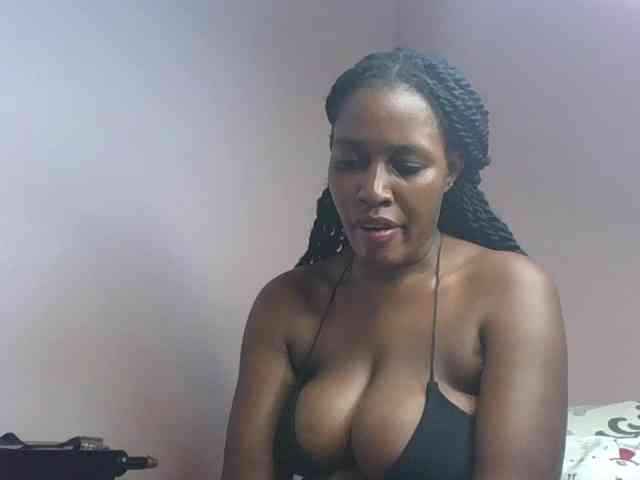cute-africanah webcam