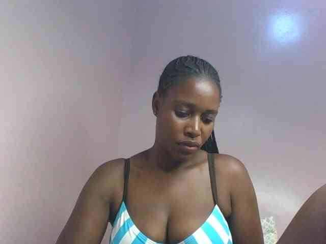cute-africanah webcam