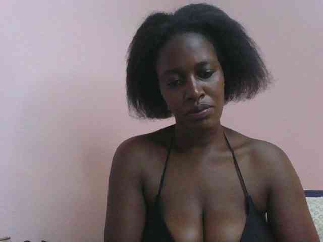 cute-africanah webcam