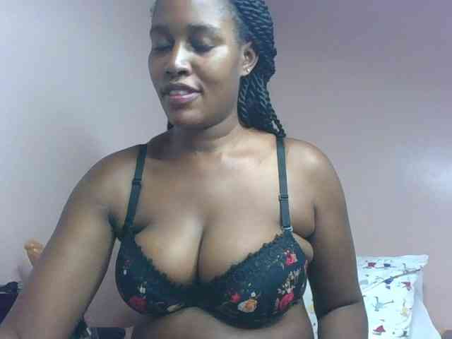 cute-africanah webcam