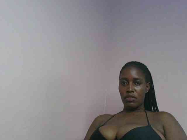 cute-africanah webcam