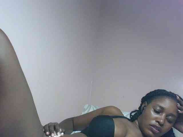 cute-africanah Live Webcam on BongaCams