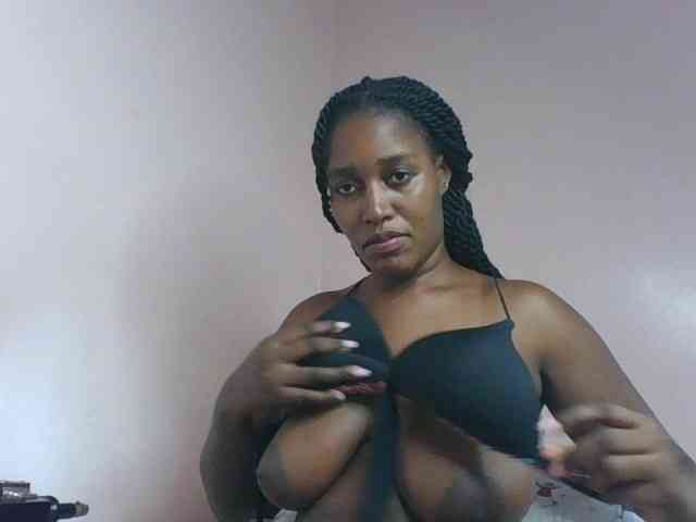 cute-africanah webcam