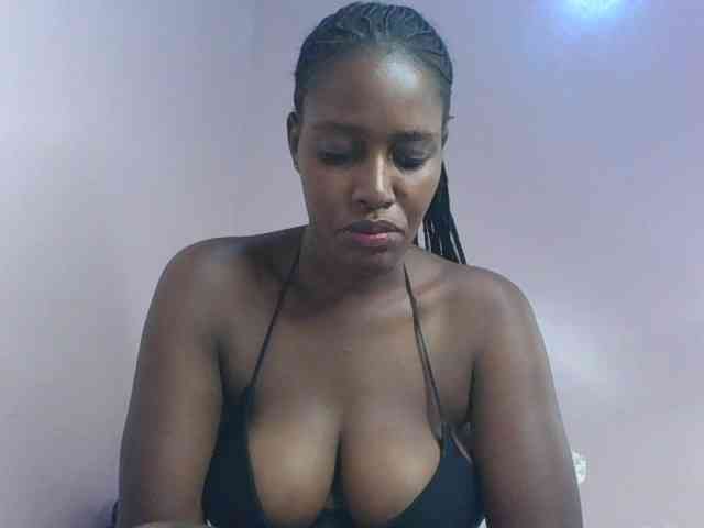 cute-africanah webcam