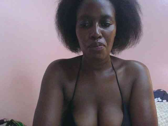 cute-africanah webcam