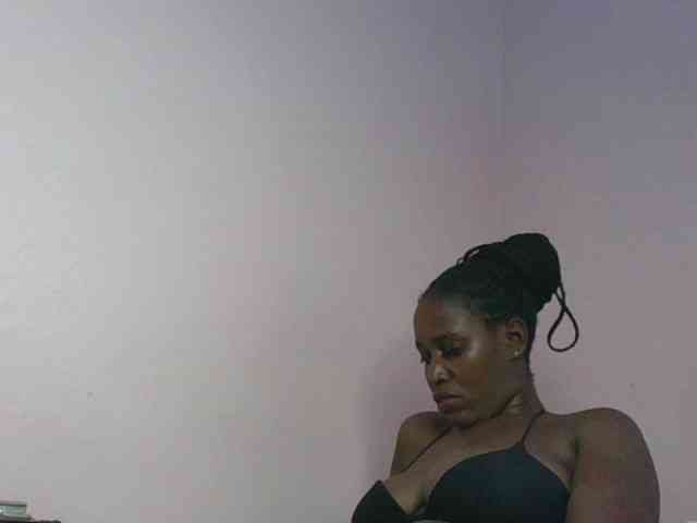 cute-africanah webcam