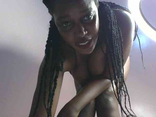 cute-africanah webcam