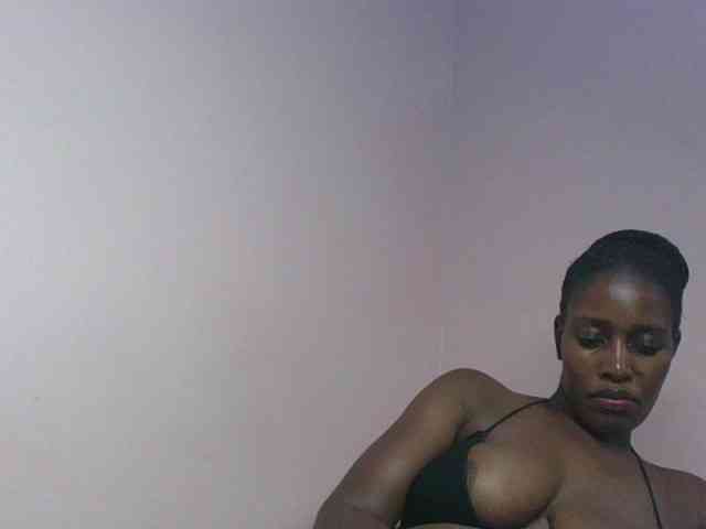 cute-africanah webcam