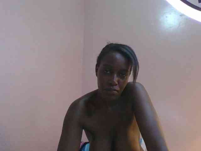 cute-africanah webcam