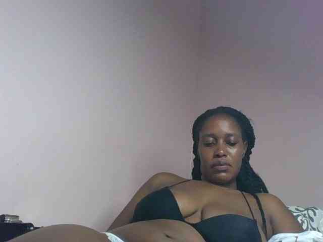 cute-africanah webcam