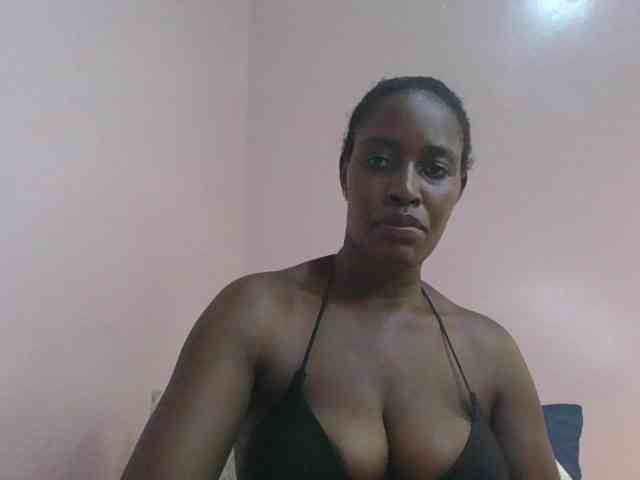 cute-africanah webcam