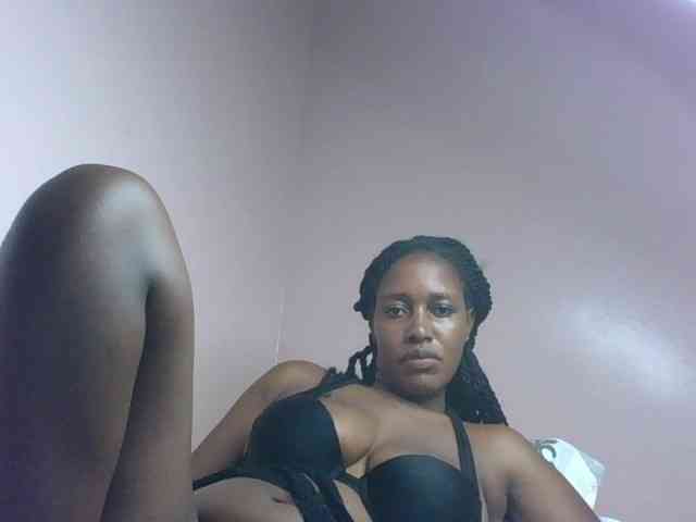 cute-africanah webcam