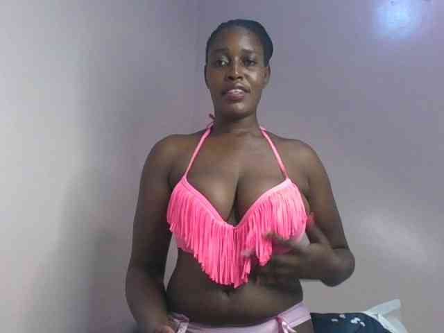 cute-africanah webcam