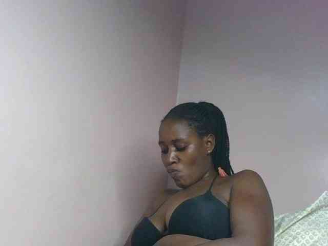 cute-africanah webcam