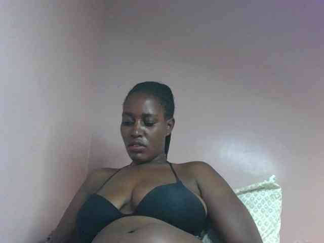 cute-africanah webcam