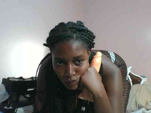 cute-africanah webcam