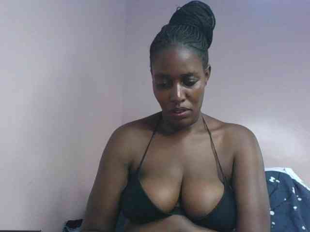 cute-africanah webcam