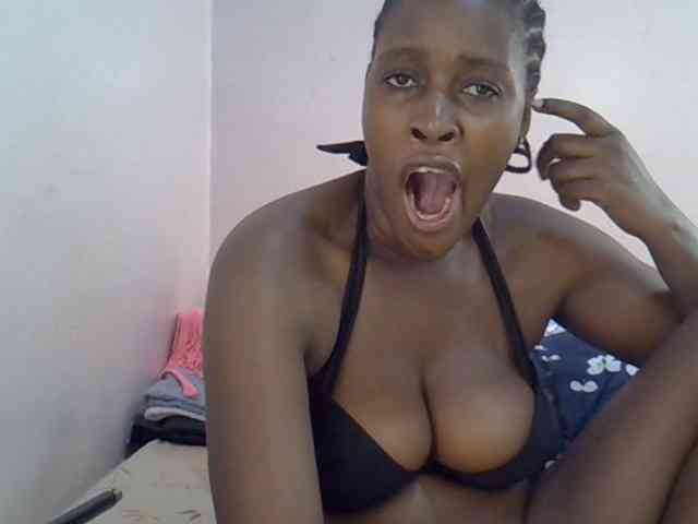 cute-africanah webcam