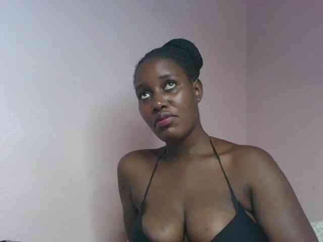 cute-africanah webcam