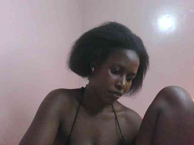 cute-africanah webcam