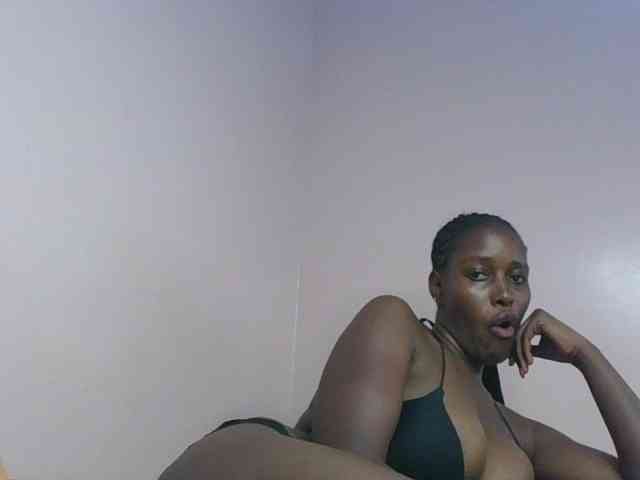 cute-africanah webcam