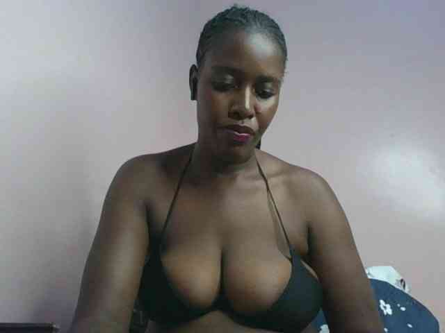 cute-africanah webcam