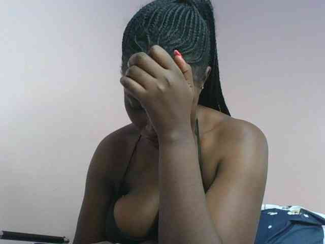 cute-africanah webcam