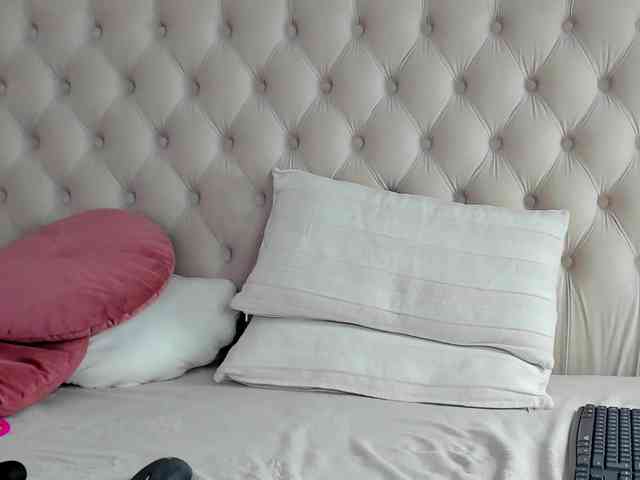 AprilHadid AprilHadid