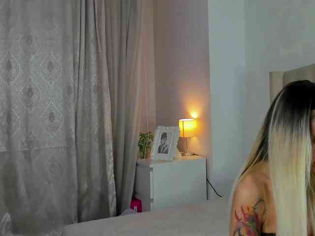 AprilHadid AprilHadid