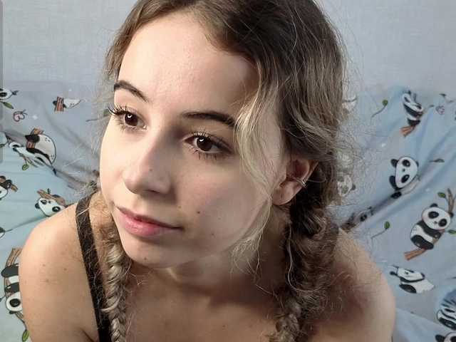 Excellent-ellaa from BongaCams