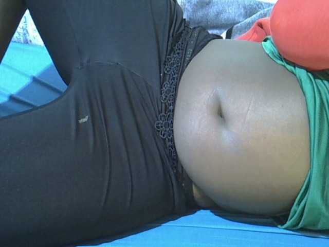 Queendee1's BongaCams show and profile