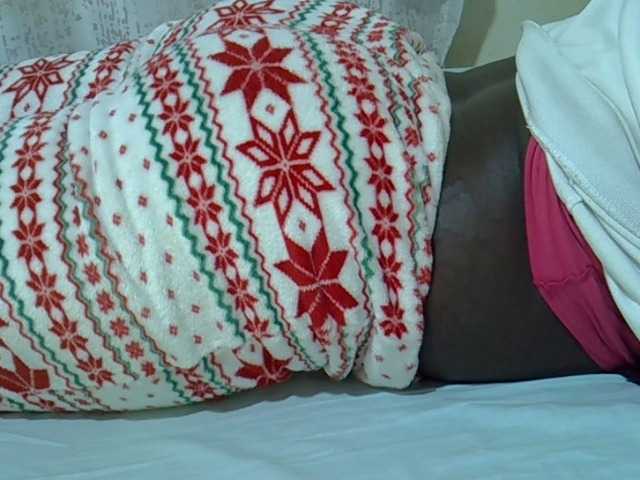 Queendee1's BongaCams show and profile