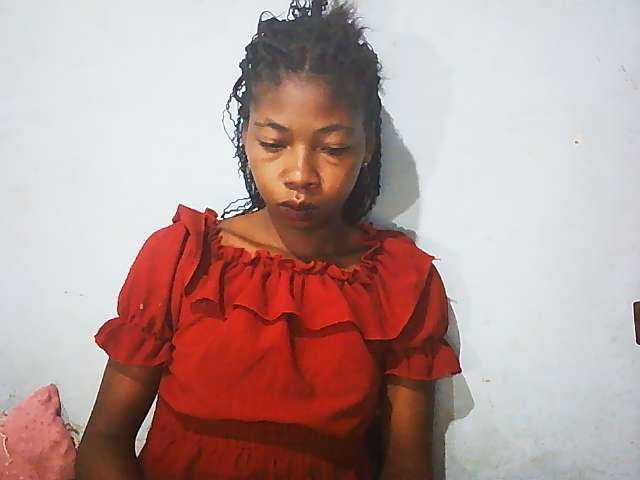 Randixo699, une amatrice française avec qui discuter et avoir du sexe