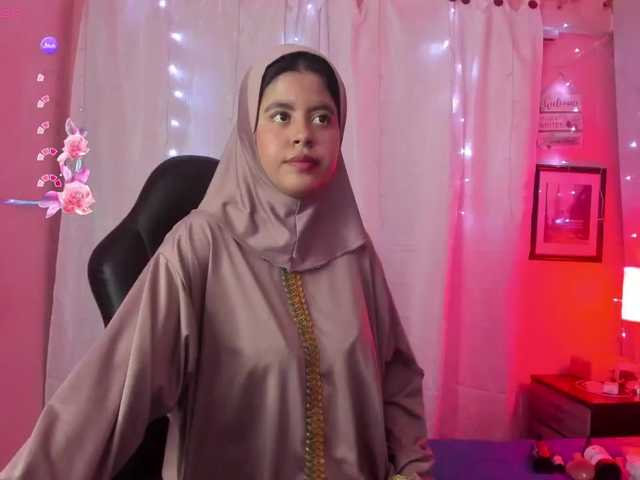 NaylaAbadi's BongaCams show and profile