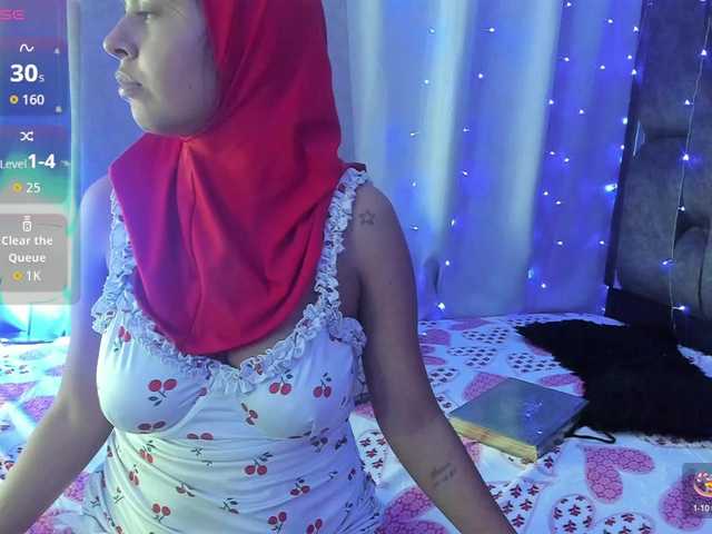 NaylaAbadi's BongaCams show and profile