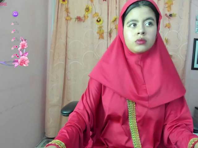 NaylaAbadi's BongaCams show and profile