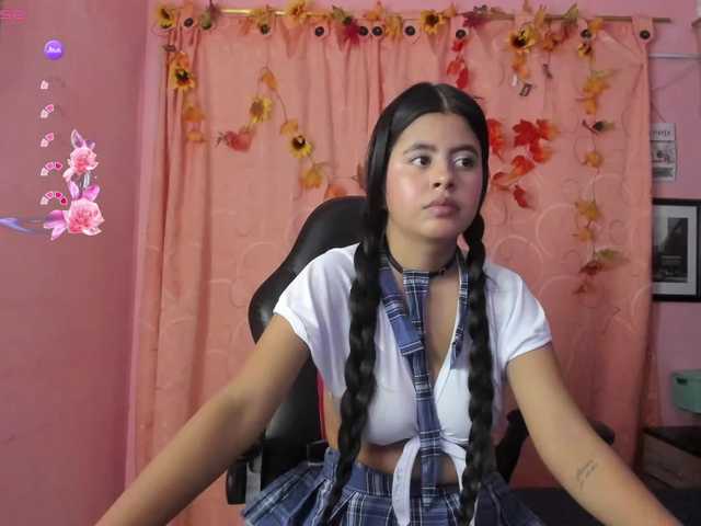 NaylaAbadi's BongaCams show and profile