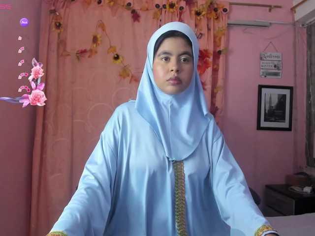 NaylaAbadi's BongaCams show and profile