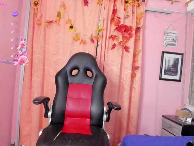 NaylaAbadi's BongaCams show and profile