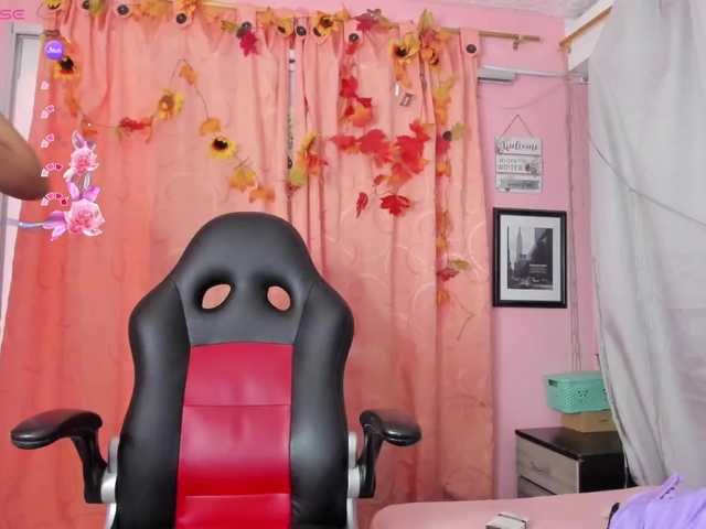 NaylaAbadi's BongaCams show and profile