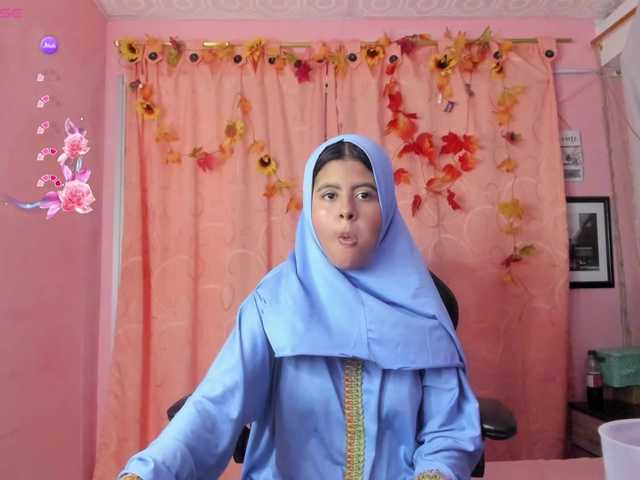 NaylaAbadi's BongaCams show and profile