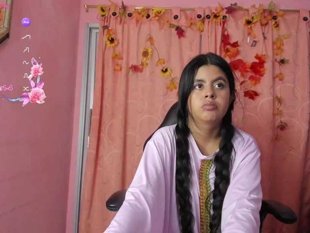 NaylaAbadi's BongaCams show and profile