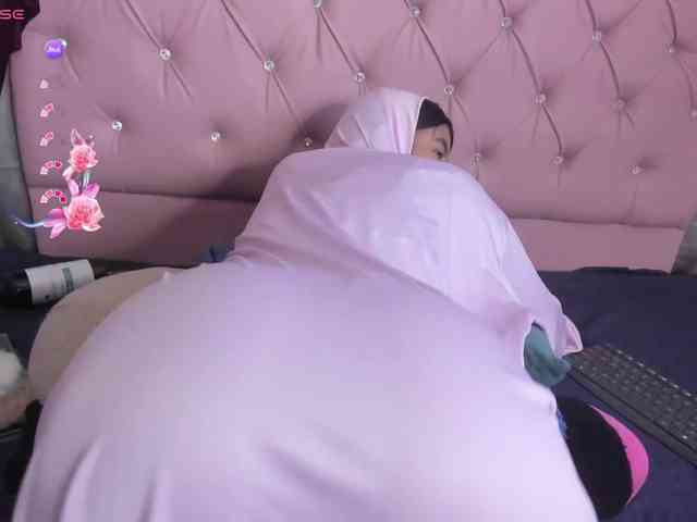 NaylaAbadi NaylaAbadi