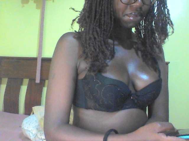 Villaria from BongaCams