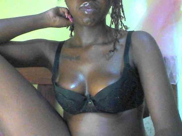 Villaria Live Webcam on BongaCams