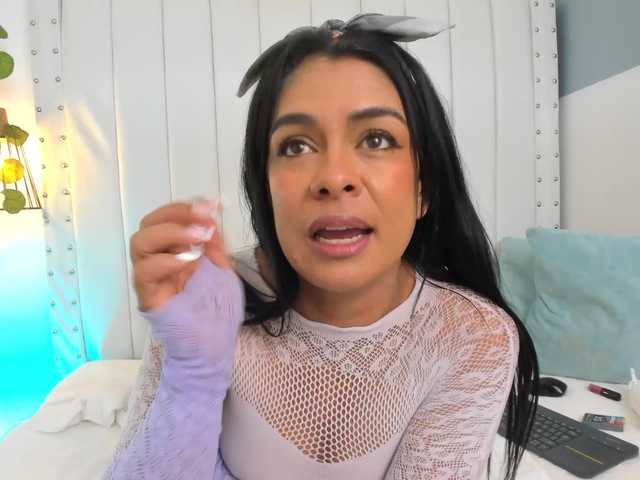 hannah-gray's BongaCams show and profile