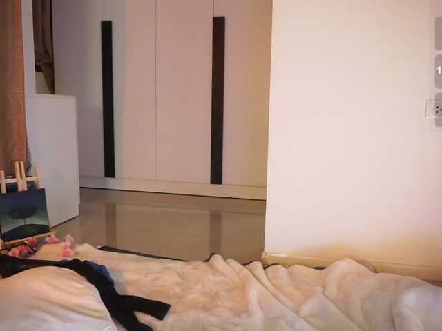 LilluCooper's BongaCams show and profile