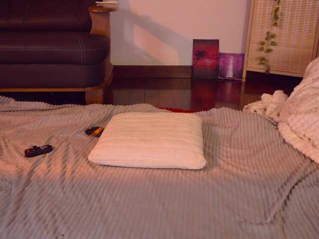 LilluCooper's BongaCams show and profile